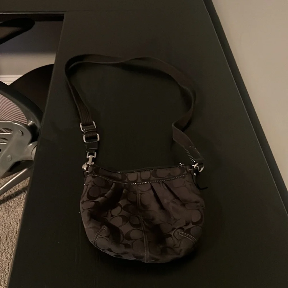 Coach black logo